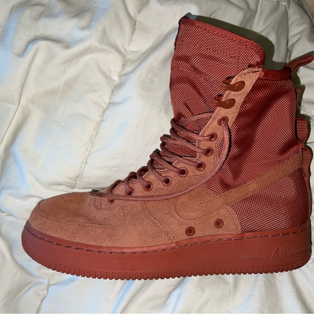 Nike Red Athletic High-Top Shoes